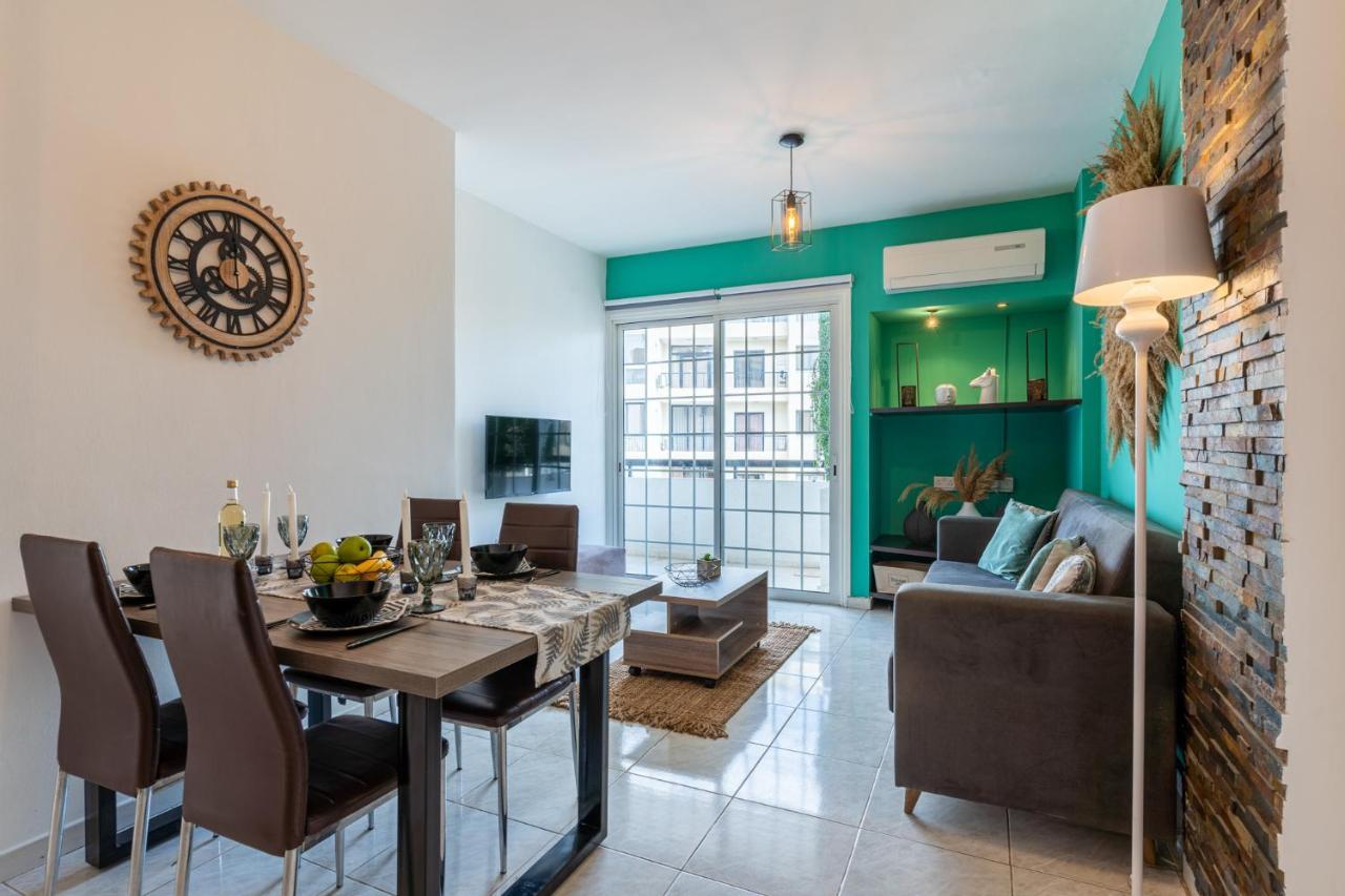 Araminta 2-Bedroom Apartment In Λάρνακα Εξωτερικό φωτογραφία